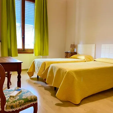 Panzani 14 Touristhouse מוטספרטולי