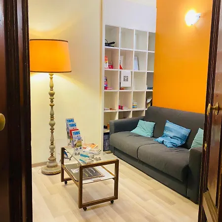 Panzani 14 Touristhouse בית הארחה מוטספרטולי